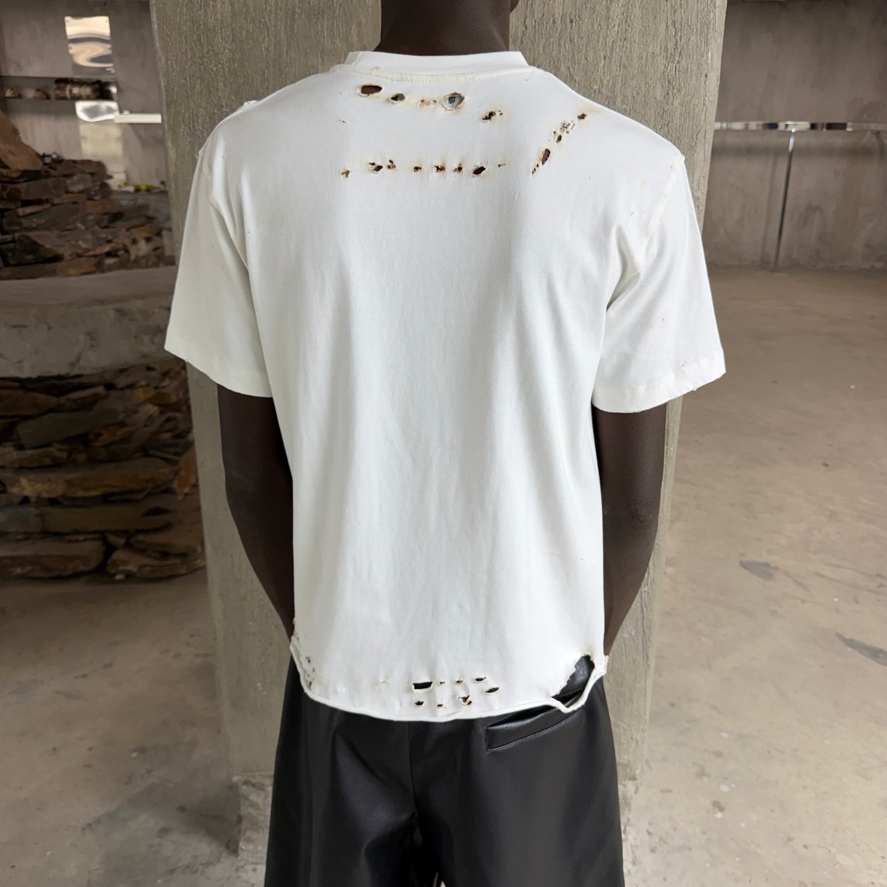 WRECKED TEE
