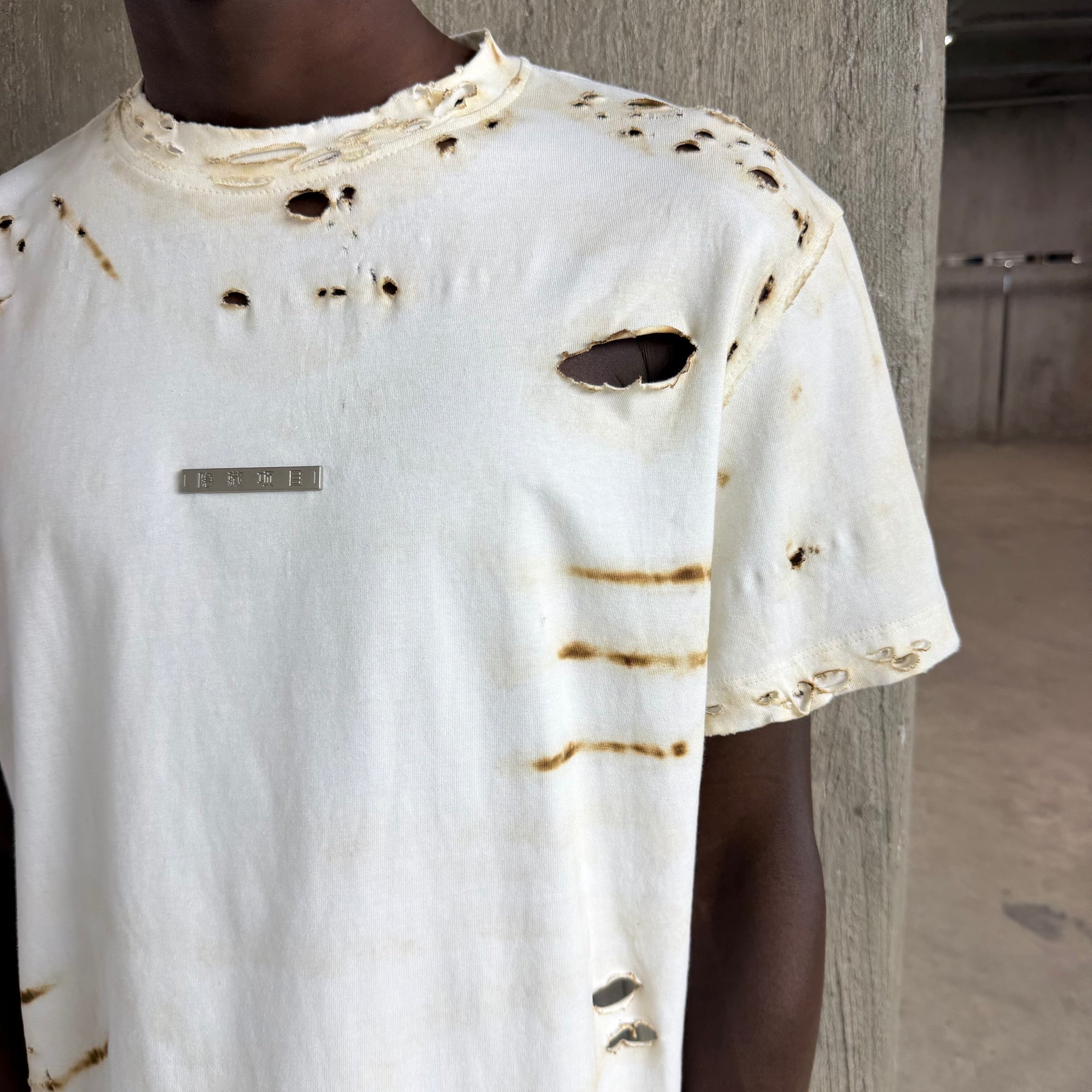 WRECKED TEE
