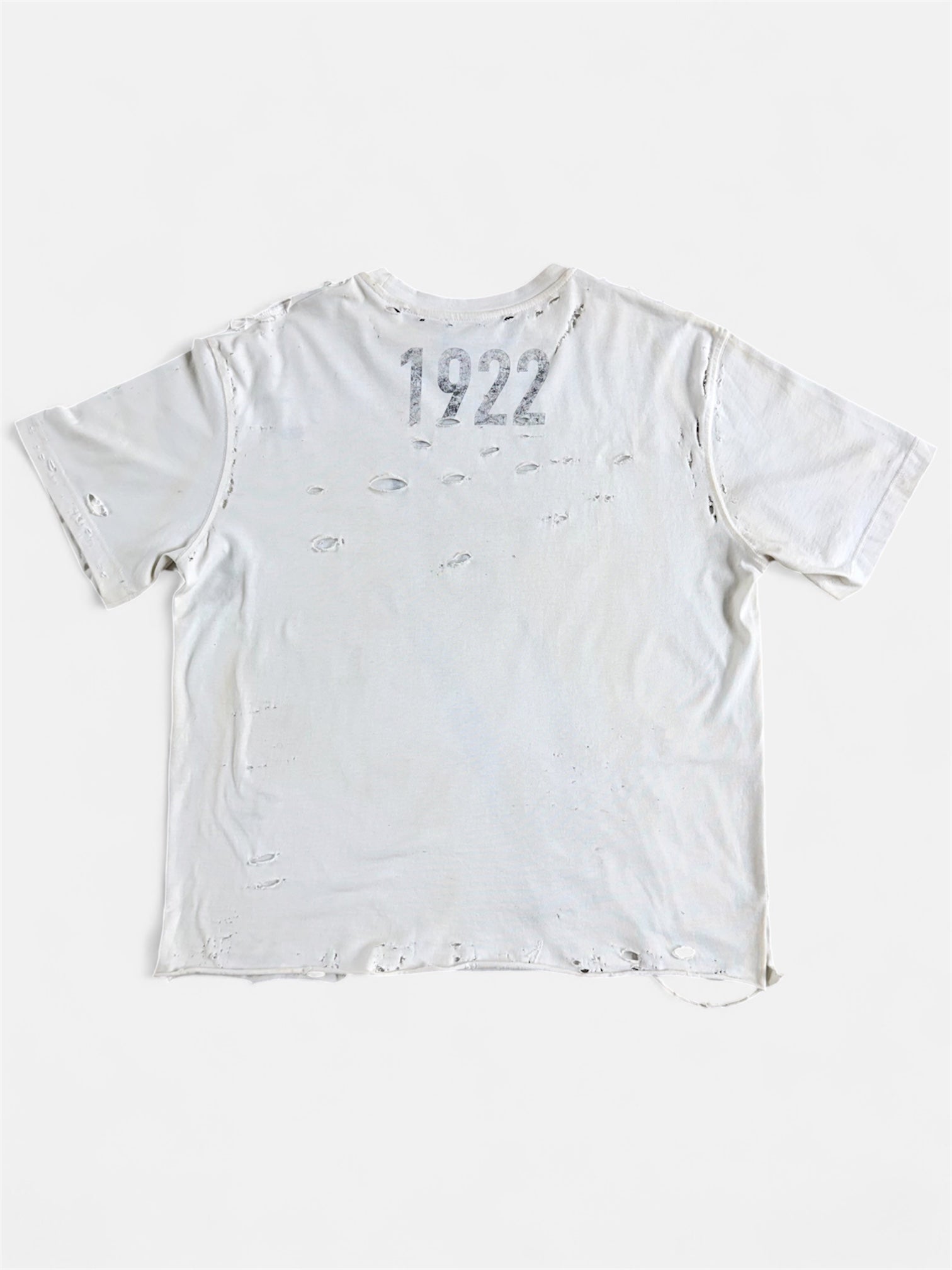 H.A.R 01 DISTRESSED TEE
