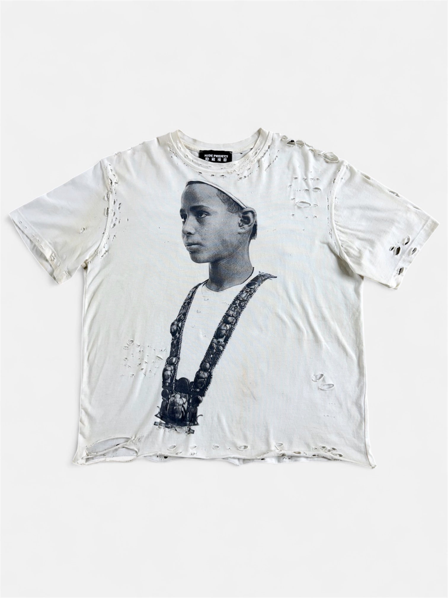 H.A.R 01 DISTRESSED TEE